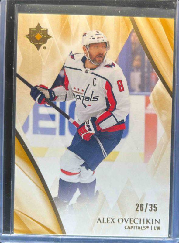 Alexander Ovechkin 2023 Ultimate Collection #9 Gold /35 RAW