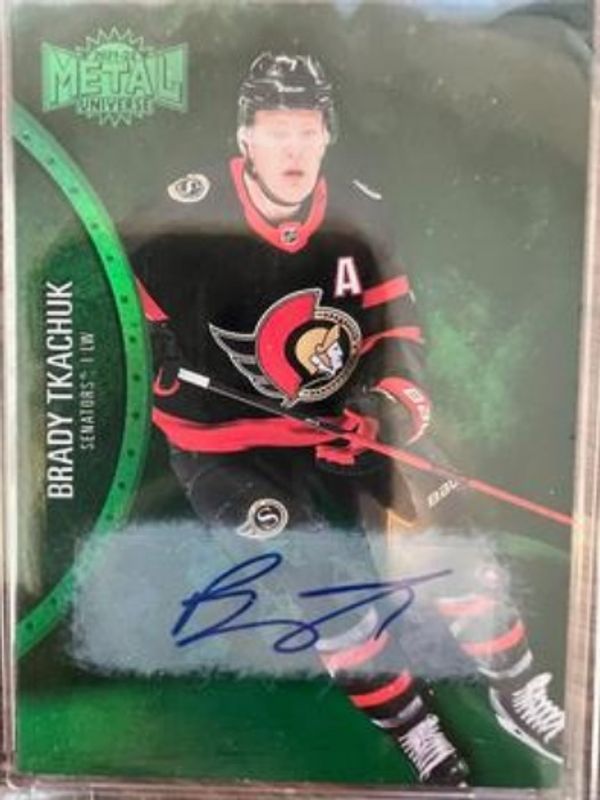 Brady Tkachuk 2021 Metal Universe #31 Autographs Green /10 RAW