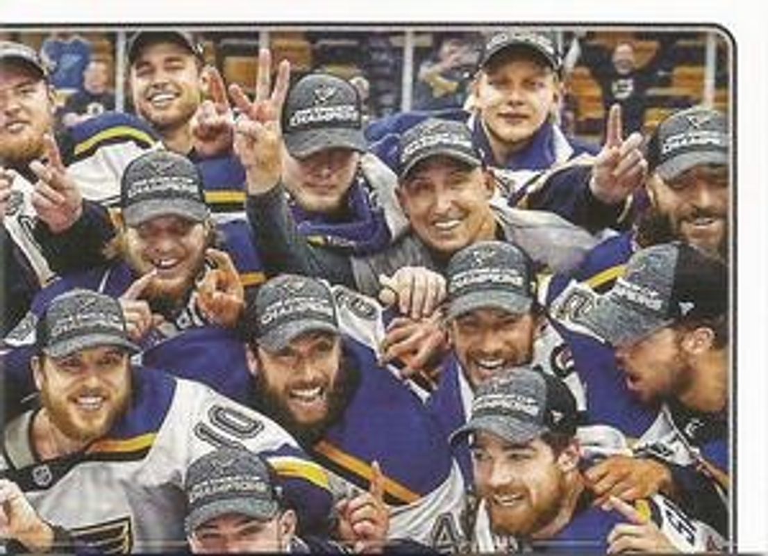 2019 Topps Stickers #614 Base