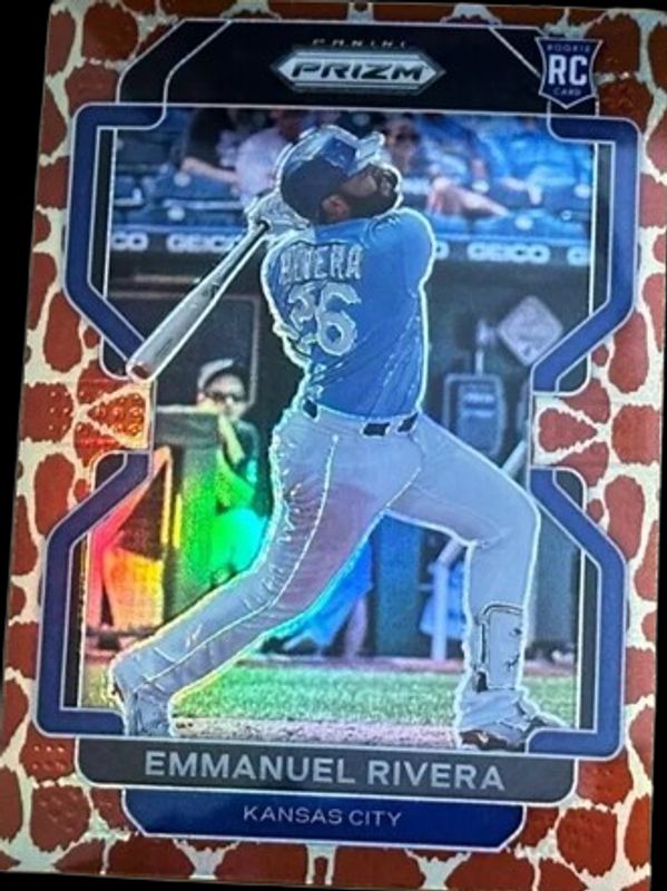 2022 Prizm #82 Giraffe