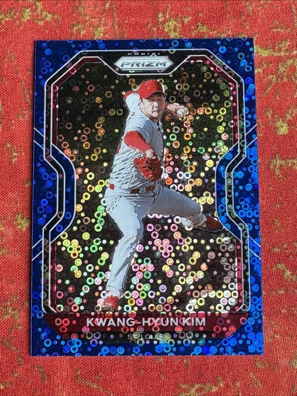Kwang-Hyun Kim 2021 Prizm #213 Blue Donut Circles /199 RAW