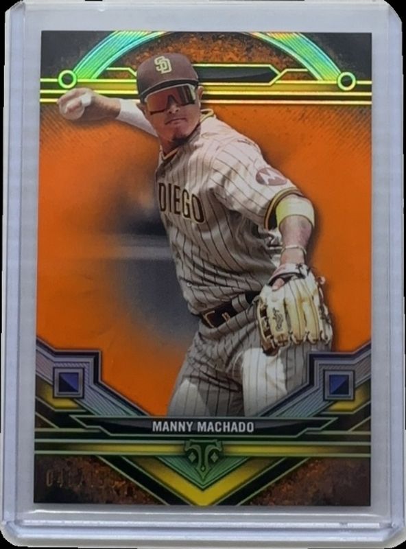 Manny Machado 2024 Topps Triple Threads #138 Amber /199 RAW
