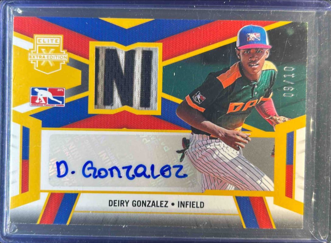 Deiry Gonzalez 2023 Elite Extra Edition #DMS-DG DPL Materials Signatures - Gold /10 RAW
