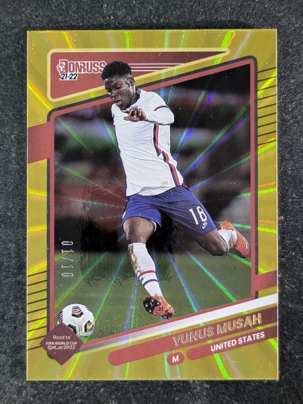 2021 Donruss #161 Holo Gold Laser /10