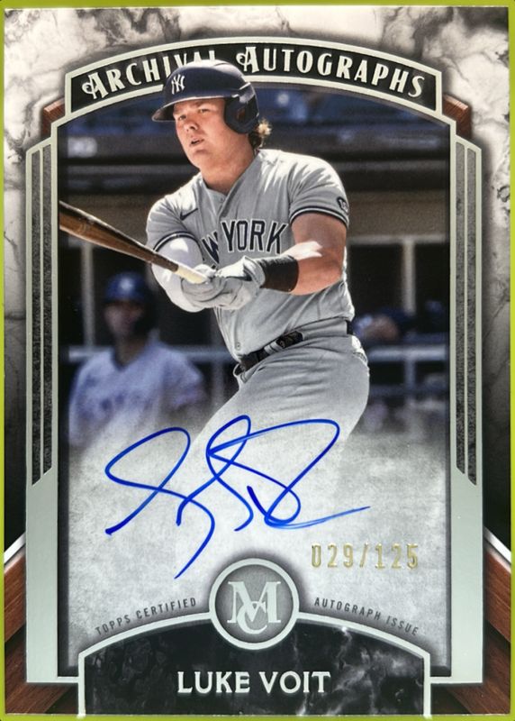 Luke Voit 2022 Topps Museum Collection #AA-LV Archival Autographs /125 RAW