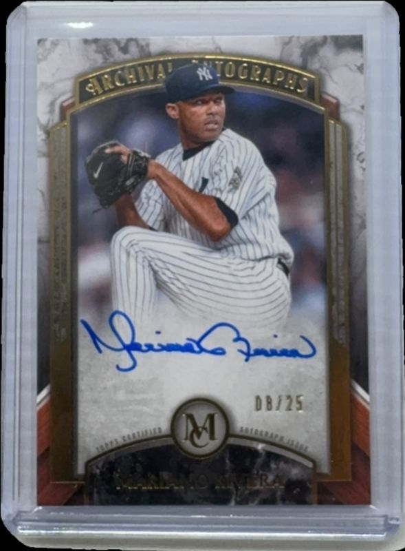 Mariano Rivera 2022 Topps Museum Collection #AA-MR Archival Autographs - Gold /25 RAW