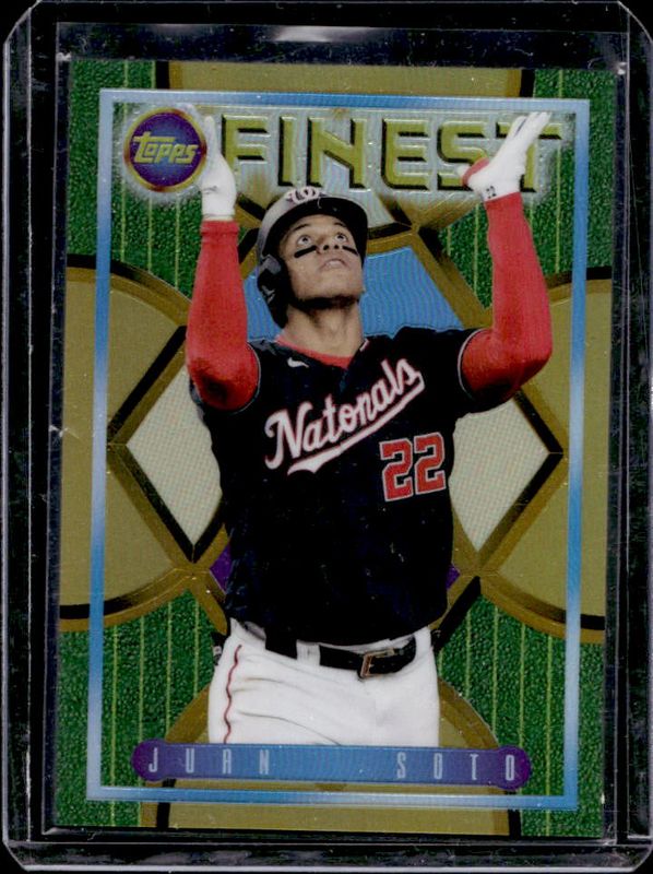 Juan Soto 2022 Topps Finest Flashbacks #89 Gold Refractor /50 RAW