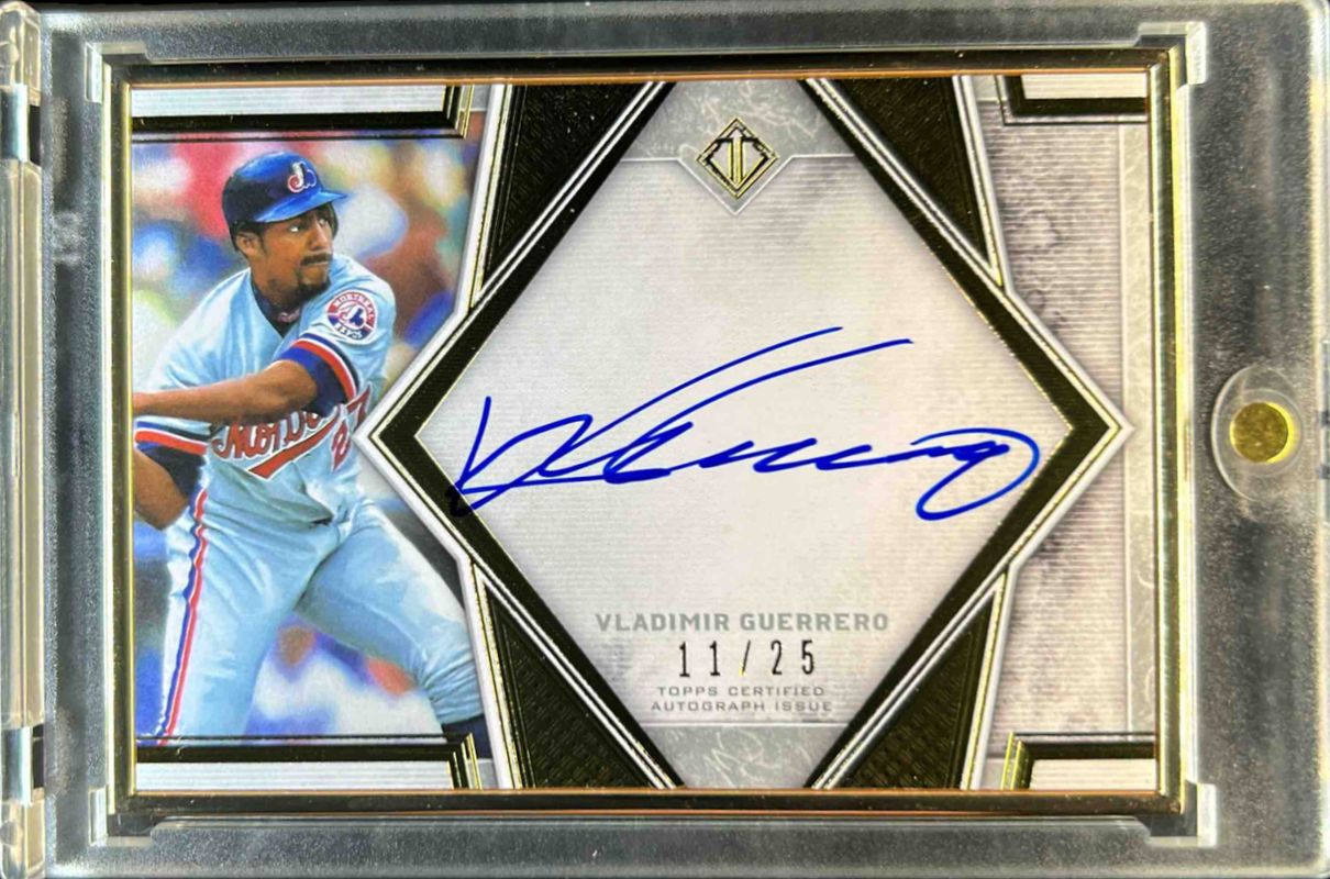 Vladimir Guerrero Sr. 2019 Topps Transcendent #TCVA-VGS Transcendent Image Variation Autographs /25 RAW