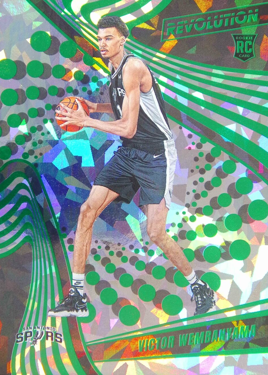 Victor Wembanyama 2023 Revolution #104 Chinese New Year Emerald