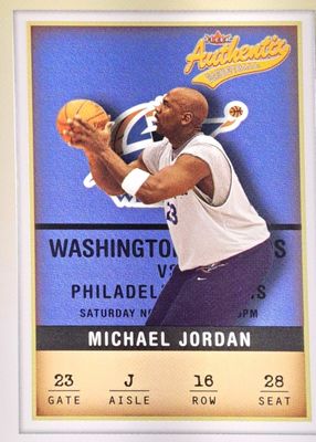 2001 Fleer Authentix #16 Base