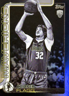 2025 Topps #201 Blackout Variation