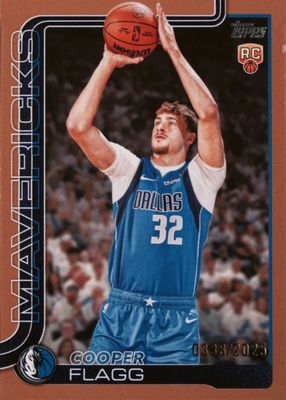 2025 Topps #201 Gold /2025