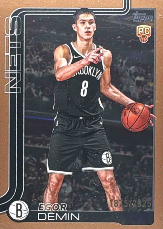 2025 Topps #208 Gold /2025