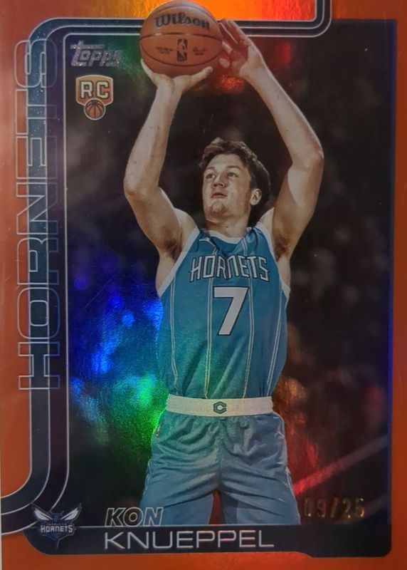 Kon Knueppel 2025 Topps #204 Orange Rainbow /25 Rookie RAW