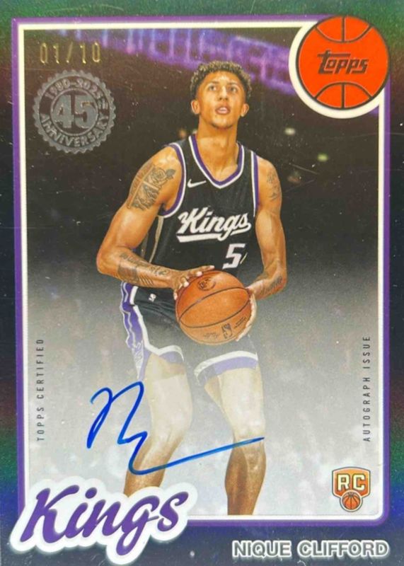 Nique Clifford 2025 Topps #80B2R-NC 1980-81 Topps Rookie Autographs - Black Rainbow /10 RAW