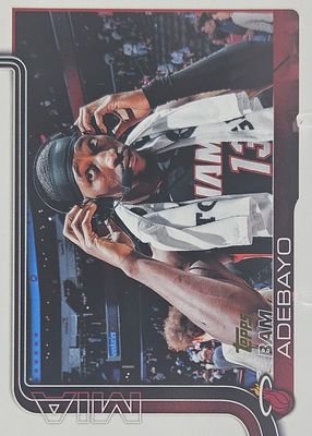 2025 Topps #75 Golden Mirror Image Variation /(SSP)