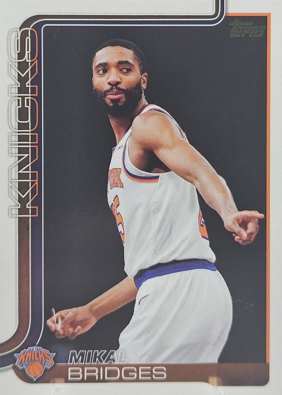 2025 Topps #18 Golden Mirror Image Variation /(SSP)