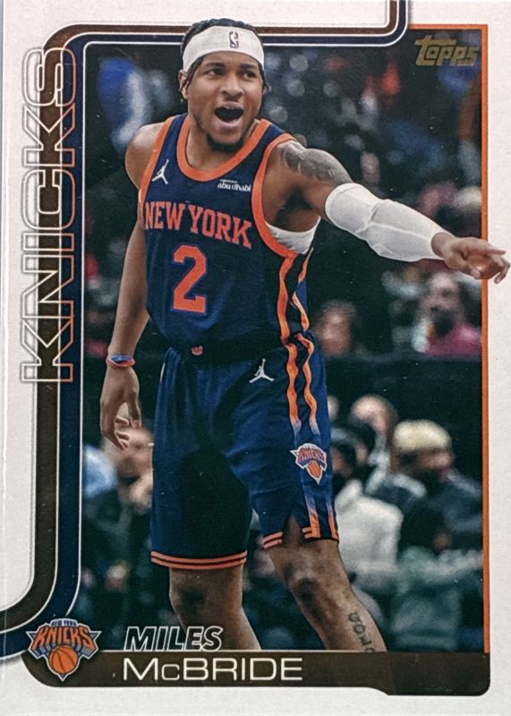 2025 Topps #17 Golden Mirror Image Variation /(SSP)