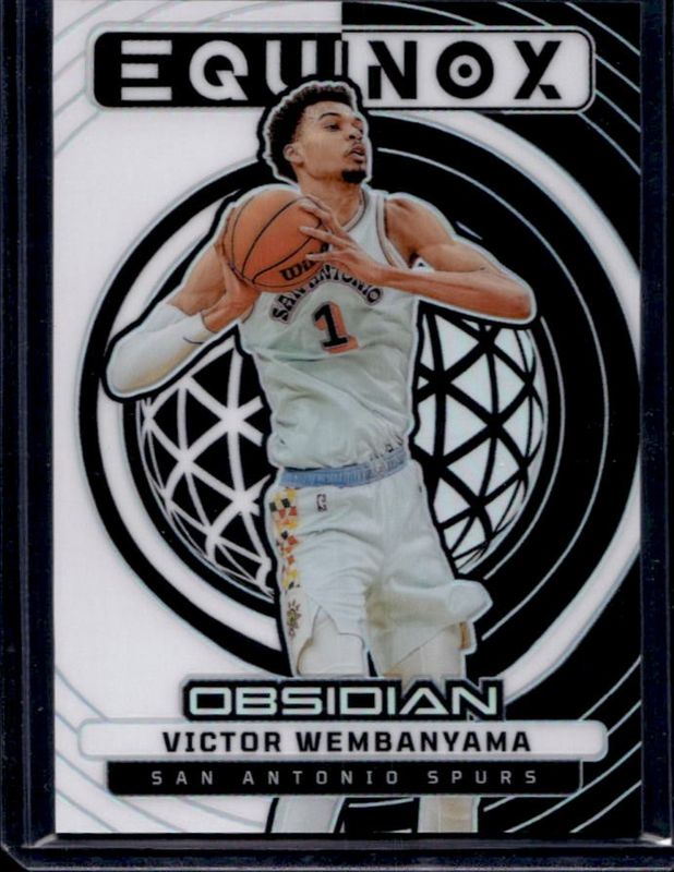 Victor Wembanyama 2024 Obsidian #18 Equinox /125 RAW