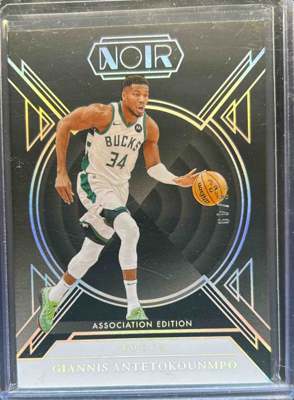 Giannis Antetokounmpo 2024 Noir #9 Base Association Edition - Holo Silver /49 RAW
