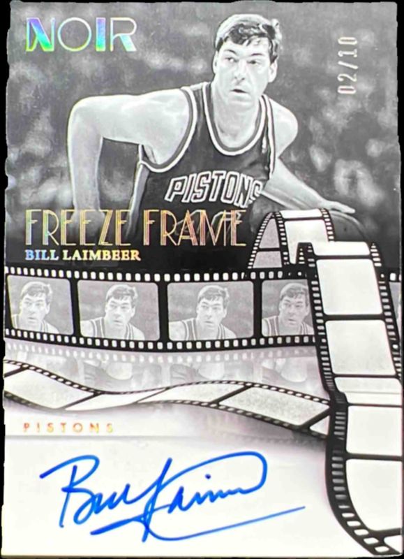 2024 Noir #17 Freeze Frame Signatures - Holo Gold /10