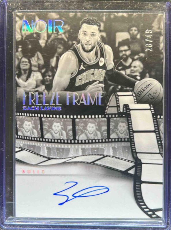 Zach LaVine 2024 Noir #25 Freeze Frame Signatures /49 RAW