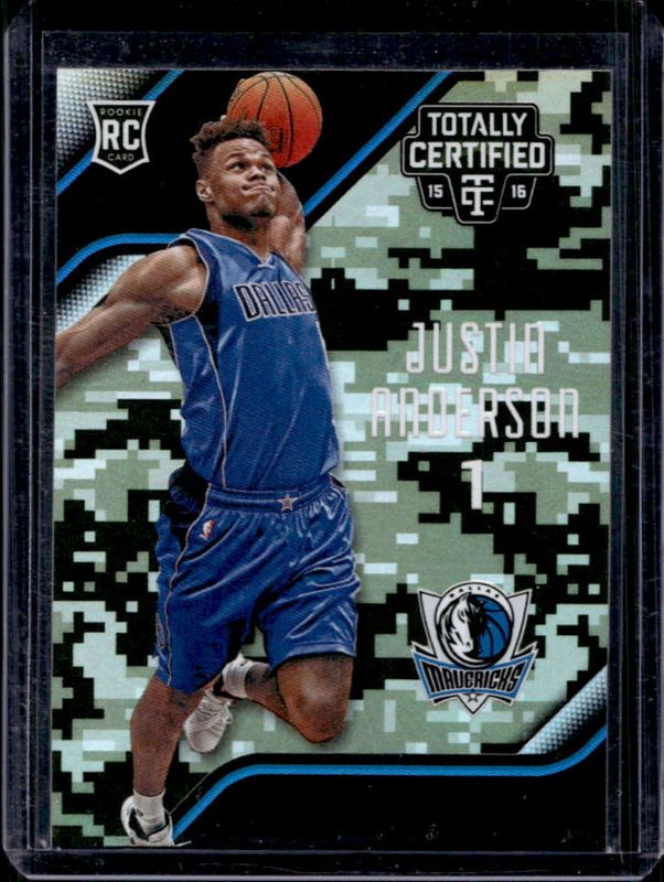 2015 Totally Certified #169 Mirror Camo /25