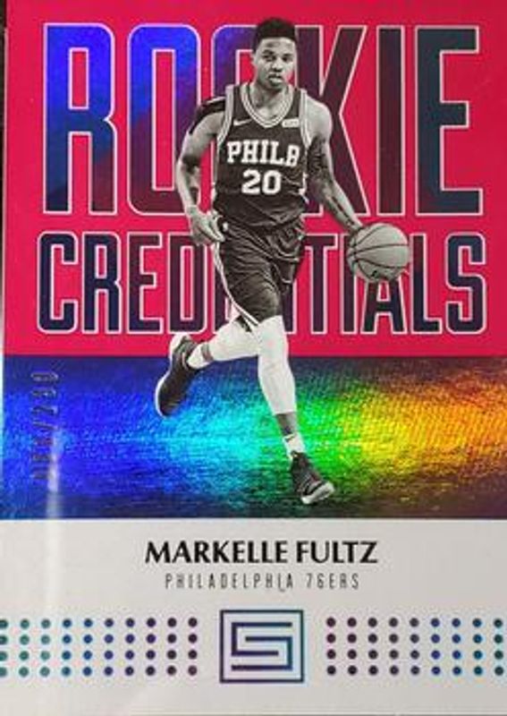 Markelle Fultz 2017 Status #21 Rookie Credentials - Red /299 RAW