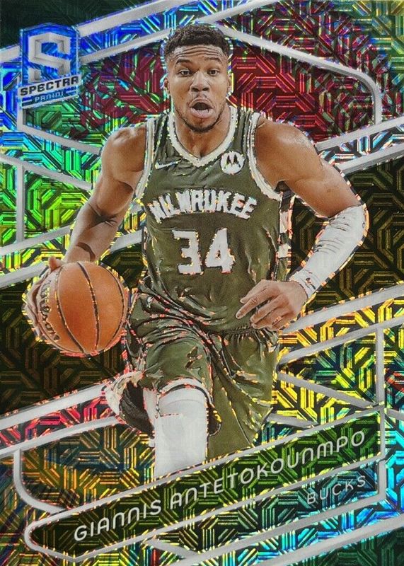 Giannis Antetokounmpo 2023 Spectra #125 Meta /25 PSA 10