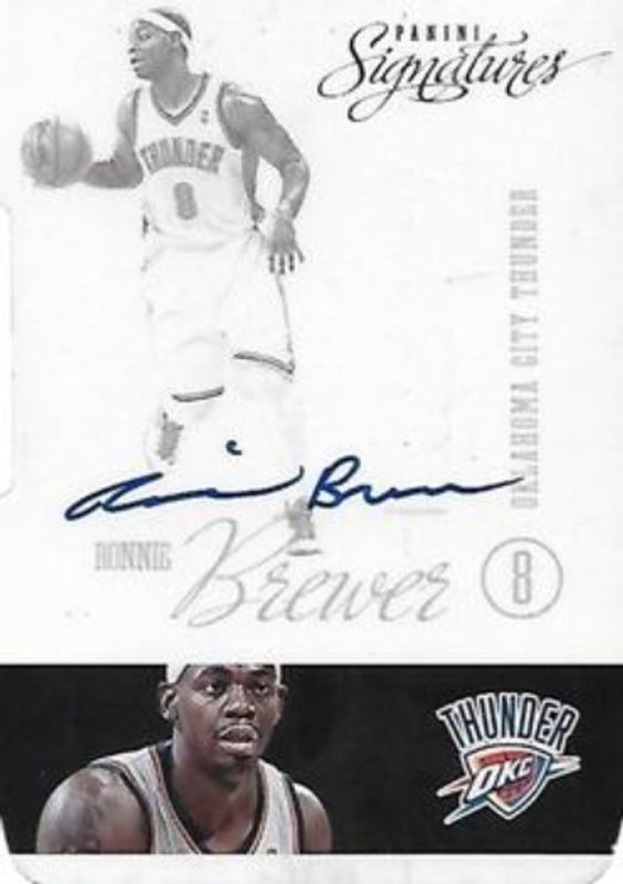 2012 Panini Signatures #129 Signatures die-cut /15