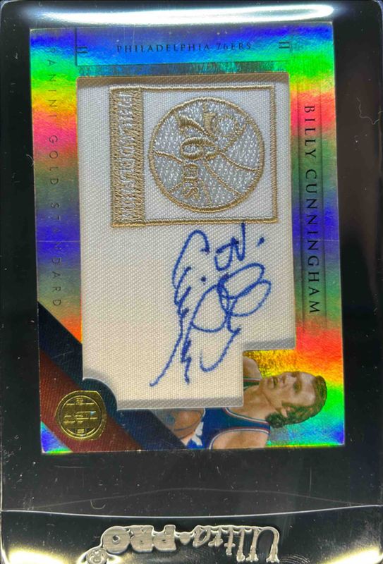 2010 Gold Standard #11 Gold Team Logos /199