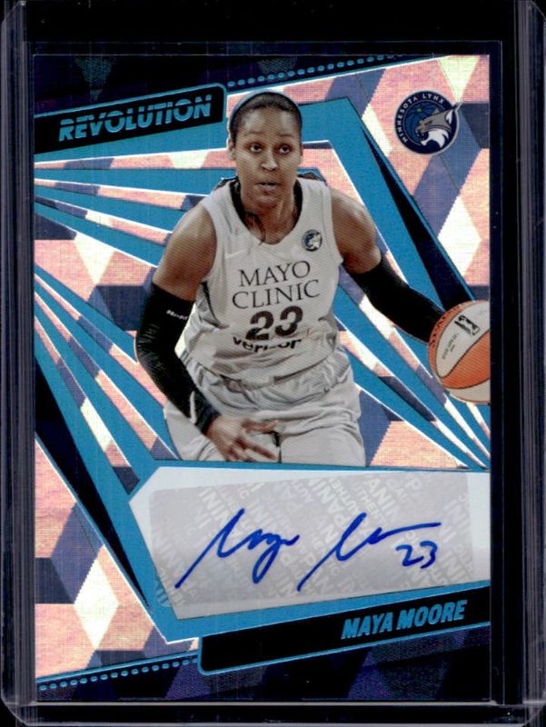 Maya Moore 2022 Revolution WNBA #AG-MMR Autographs - Cubic /50 RAW