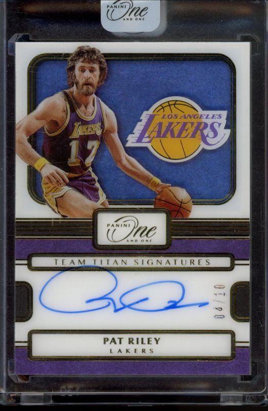 2022 One and One #TTS-PAT Team Titans Signatures - Gold /10