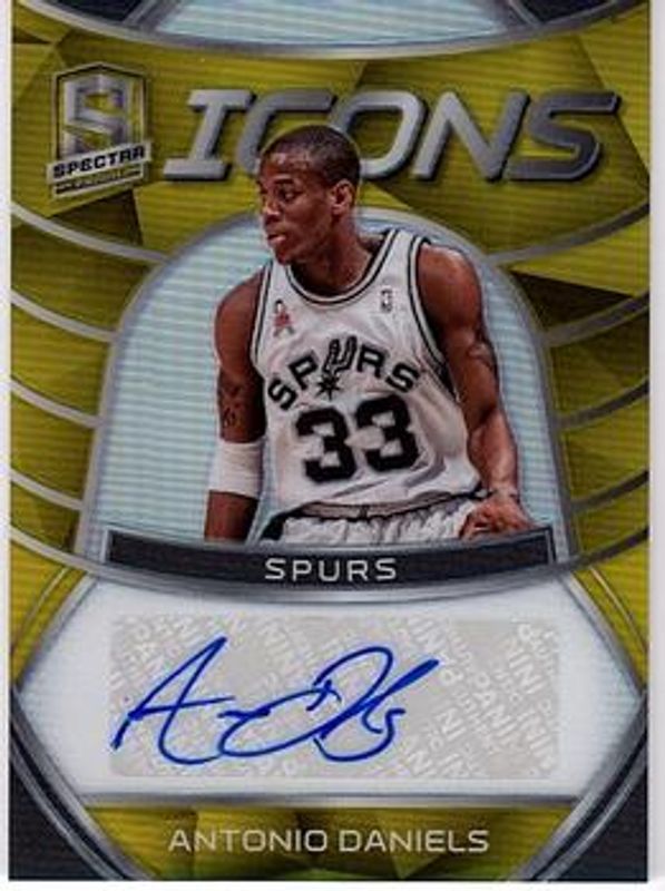 2019 Spectra #IA-AND Icons Autographs - Gold /10