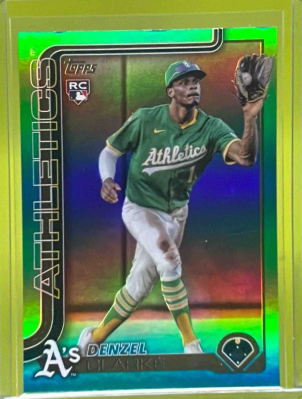 Denzel Clarke 2025 Topps Update #US14 Green Rainbow Foil /99 Rookie RAW
