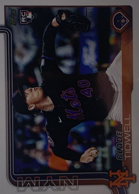 2025 Topps Update #US22 Golden Mirror Image Variation /(SSP)