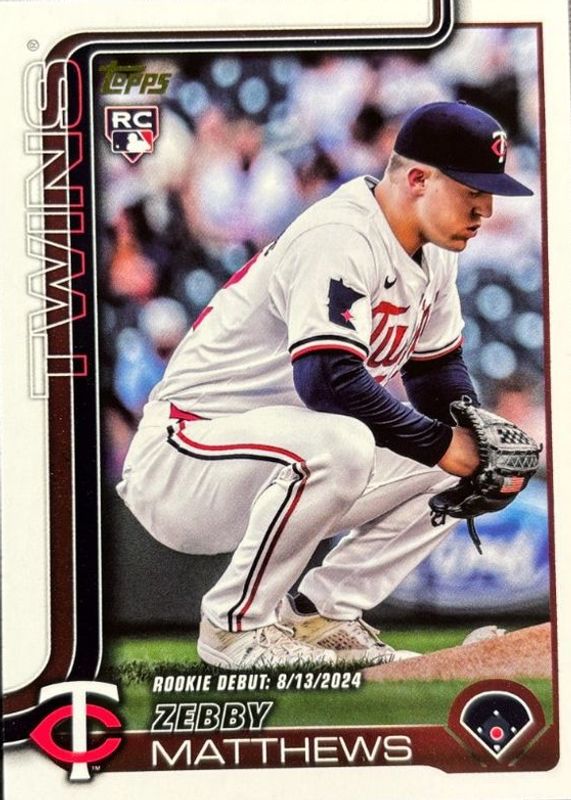 2025 Topps Update #US37 Rookie Debut - Golden Mirror Image Variation /(SSP)
