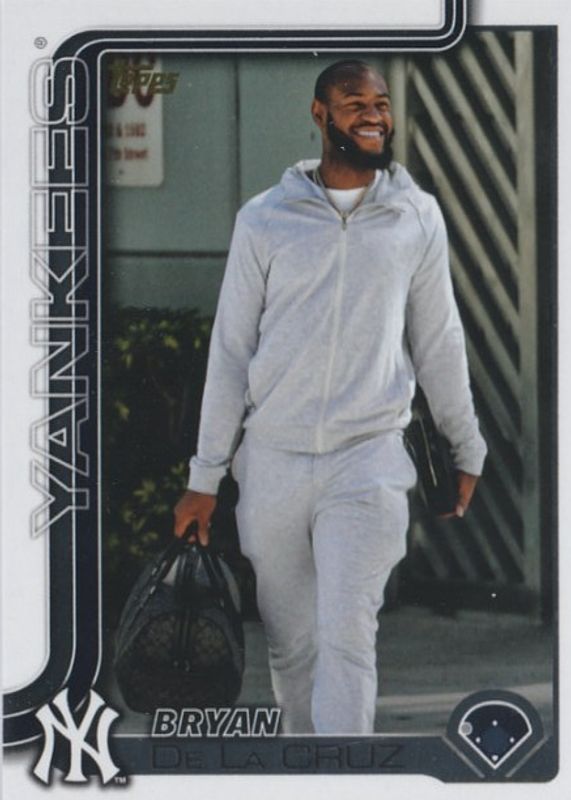 2025 Topps Update #US234 Golden Mirror Image Variation /(SSP)