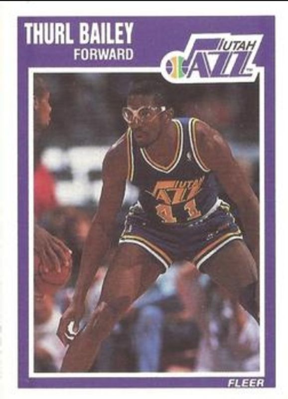 1989 Fleer #151 Base