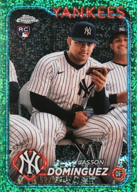 Jasson Dominguez 2024 Topps Chrome #89 Image Variation - Green Speckle Refractor /99 (Holding Phone) Rookie RAW