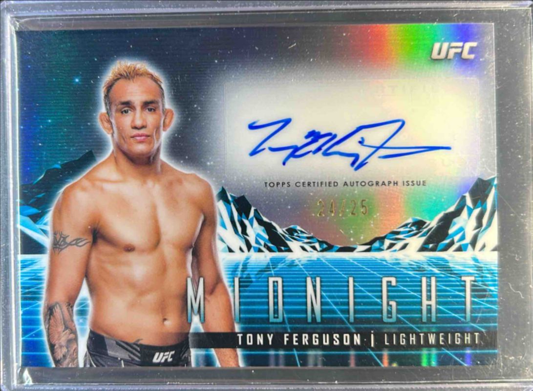 2024 Topps Midnight UFC #HS-TFN Horizon Signatures - Moonrise /25