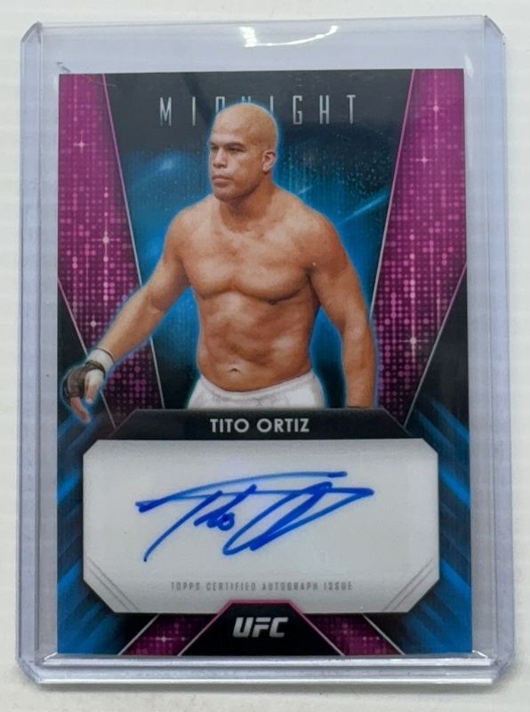 2024 Topps Midnight UFC #GG-TOZ Glimmer Graphs