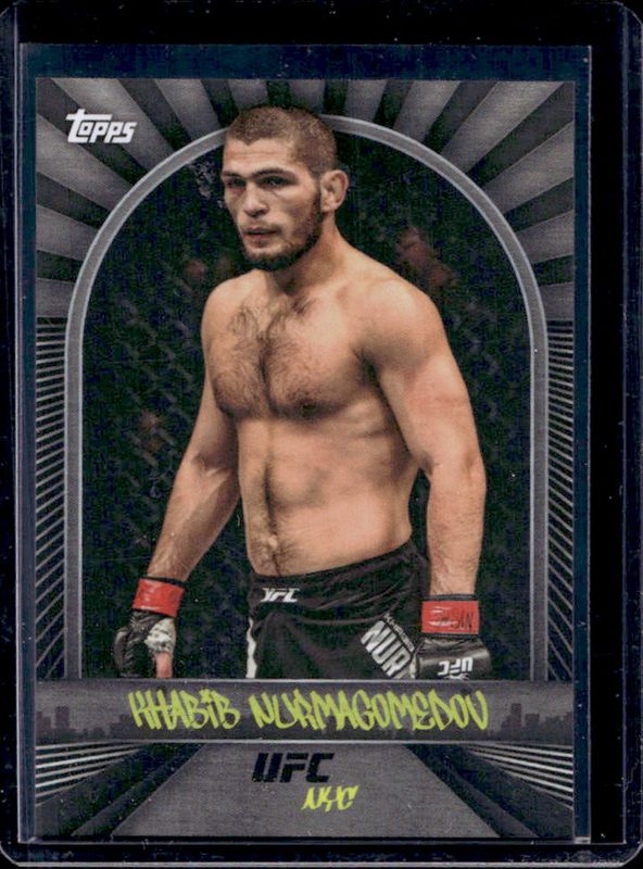 Khabib Nurmagomedov 2024 Topps NYC UFC #17 Base RAW