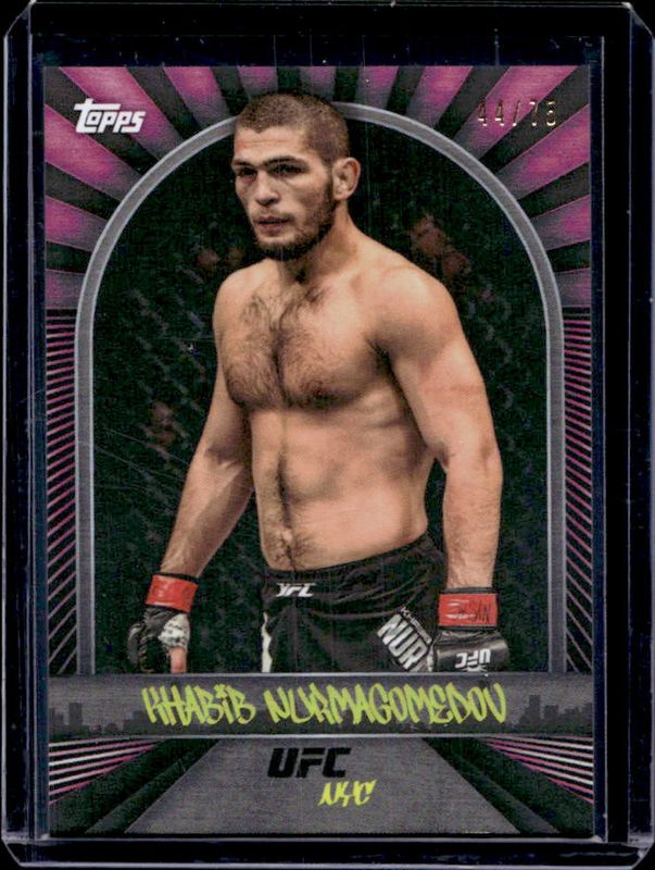 Khabib Nurmagomedov 2024 Topps NYC UFC #17 Pink /75 RAW