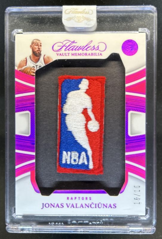 2024 Flawless #28 Flawless Vault Memorabilia /1