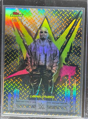 2025 Topps Finest WWE #56 Common - Gold Refractor /75