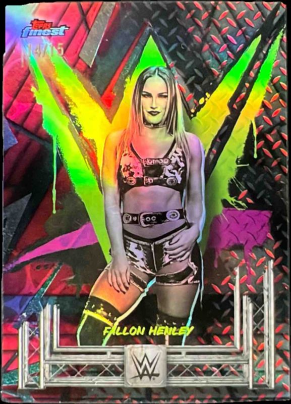 2025 Topps Finest WWE #168 Uncommon - Red Black Vapor Refractor /15