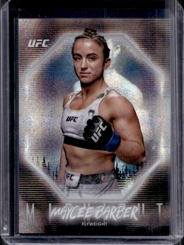 2025 Topps Midnight UFC #42 Moon Beam