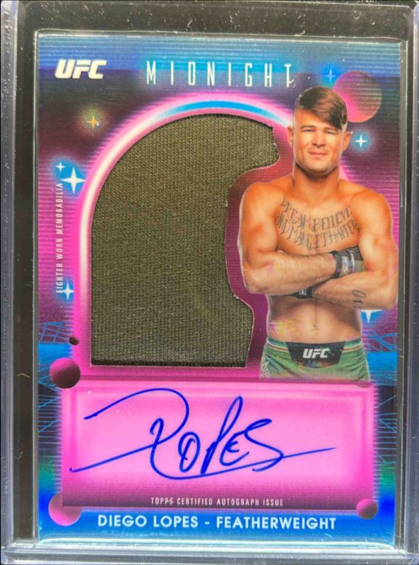 Diego Lopes 2025 Topps Midnight UFC #VRA-DL Relic Autographs RAW