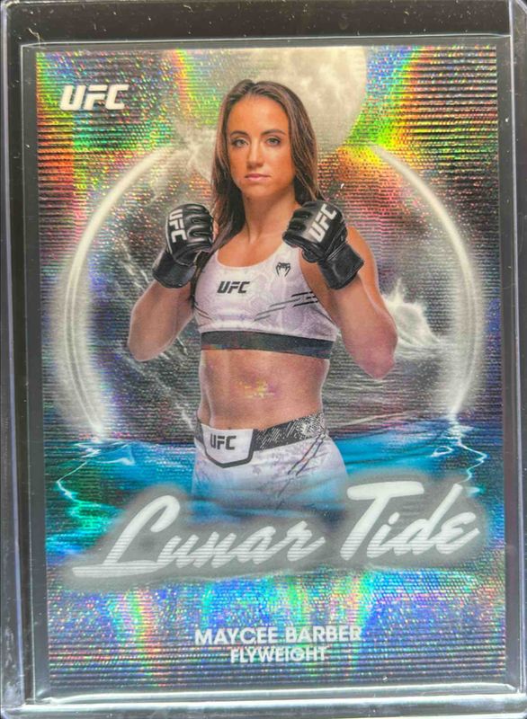 2025 Topps Midnight UFC #LT-2 Lunar Tide - Moon Beam